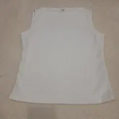 ユニクロ　シャーリング　ボートネックTノースリーヴ