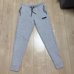 プーマ ジョガーパンツ
