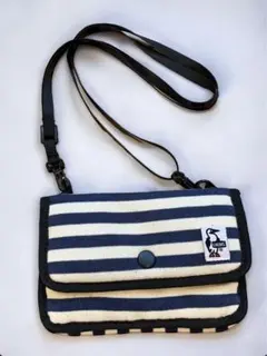 THUMS  ショルダーバッグ　サコッシュ　小さめ