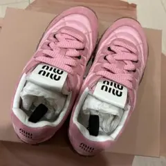 2026年最新】MIU MIU カラー：ピンク系 レディース スニーカーの人気