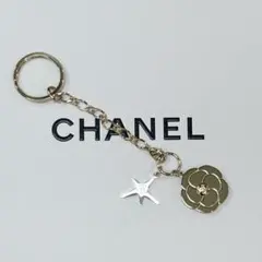 CHANEL シャネル　チャーム　カメリア　ノベルティ　ホリデー 2025