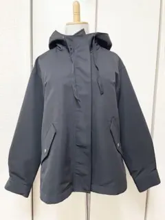 GUブラック マウンテンパーカー フード付き