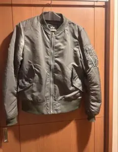 ALPHA INDUSTRIES MA-1ジャケット Sサイズ オリーブグリーン
