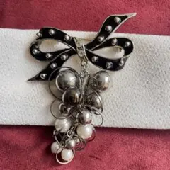 Item thumbnail for item 52cbed88-d7b0-4afc-9e30-d7551911c3ce