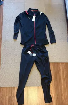 Mizuno Morelia ジャージ 2XL 黒赤　新品未使用です！！