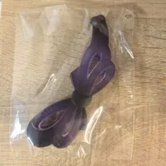 紫色リボン型ヘアクリップ