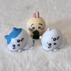 ちいかわ ハチワレ インテリアフィギュア みんなでもぐもぐパーティー２　うさぎ
