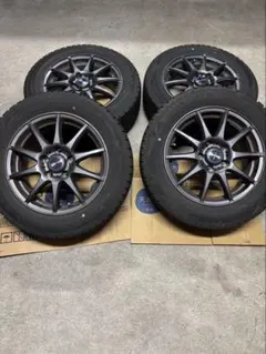 DUNLOP スタッドレスタイヤ・ホイールセット 16インチ　VOXY