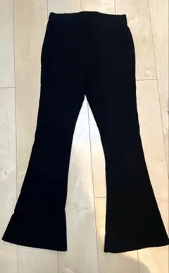 SUREVE フレアパンツ　リブ編み　ブラック Mサイズ　冬　おしゃれ