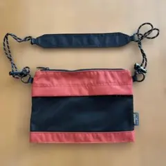 GU CORDURA メンズ　レディース　サコッシュ　ショルダーバッグのサムネイル