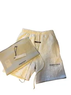 ESSENTIALS ハーフパンツ ライトグレーのサムネイル