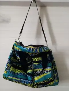 Item thumbnail for item cc316bf2-2ca7-400d-b67a-203203853360