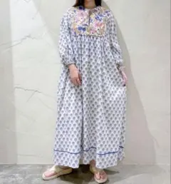 nico and... 別注INDIA IS BEAUTIFUL 花柄ワンピースのサムネイル