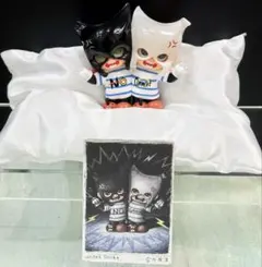 POPMART Zsiga Twins Series united strikeのサムネイル