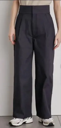 emmi×ニューバランスデニムパンツのサムネイル