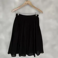 ロペピクニック 黒のフレアスカート ひざ丈