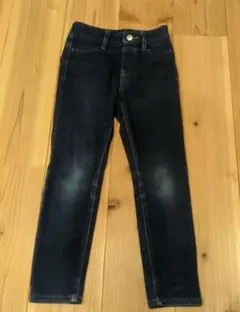 UNIQLO 110 ダークブルー ストレートパンツ