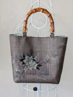 ハンドメイド 大島紬 ダークグリーンの花柄バンブートート リメイク