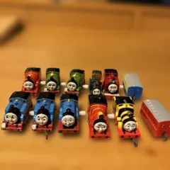 カプセルプラレールトーマスセット