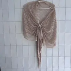 ベージュ レース ストール パールボタン付き