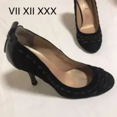 ★美品　Ⅶ Ⅻ ⅩⅩⅩ パンプス　23㎝　黒　天然革　チェーン　ブラック　日本製のサムネイル