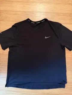 NIKE ランニングTシャツ ブラック Lサイズのサムネイル