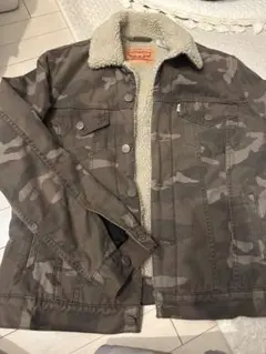Levi's カモフラージュ シェルパジャケット M
