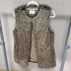 Bershka ファー ベスト