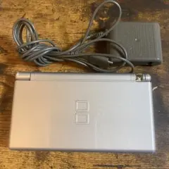任天堂 DS Lite シルバー 本体 充電器付き ジャンク品