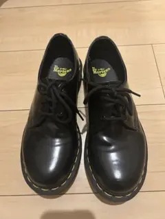 Dr. Martens ブラック レースアップシューズ