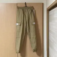 ベージュ　カーゴパンツ　160cm