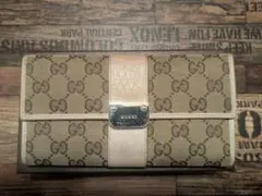 GUCCI GGキャンバス 二つ折り財布 ベージュ/ホワイト