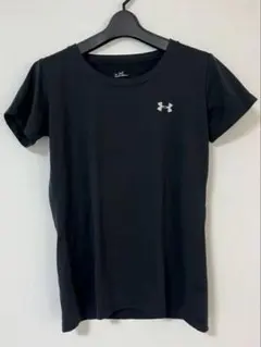Under Armour ブラック Tシャツ