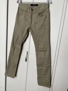 BACK NUMBER ベージュデニムパンツ