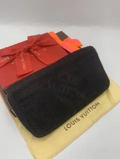 Louis Vuitton ブラック 長財布 P55