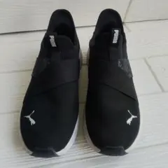 ♥️超美品♥️PUMAレディースシューズ 24.5cm
