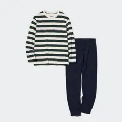 ユニクロ　ウルトラストレッチセット　パジャマ　140