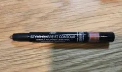 CHANEL スティロ オンブル エ コントゥール　52 アタヤ