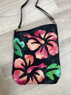 【ハワイアンキルト】ハイビスカス スマホショルダー 大きめGraceハンドメイド