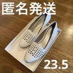 fitfit パンプス ホワイト パンチング加工のサムネイル