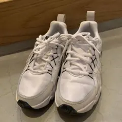 NIKE スニーカー ホワイトのサムネイル