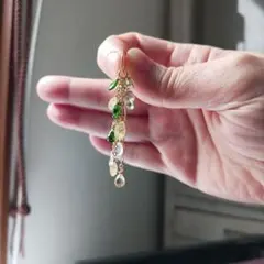 あつ様春色　水仙色のピアス14kgf