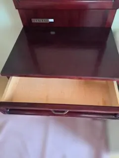 カリモクドレッサーのサムネイル