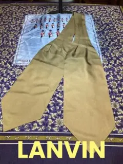 ランバン（LANVIN）◎アスコットタイ◎個性引き立つ◎首元のお洒落◎美品