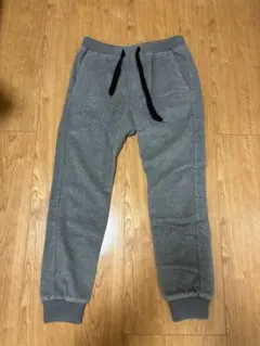 BEAMS グレー ジョガーパンツ リブ編み