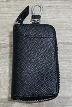 ノーブランド　黒色　キーケース