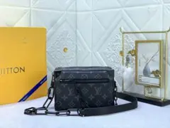 Item thumbnail for item 2ddc9428-1074-49a8-94bd-24f8e5dc1d2c