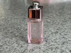 2026年最新】dior 香水 アディクト2の人気アイテム - メルカリ