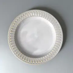 美濃焼　ケーキ皿　リムプレート　20cm アイボリーのサムネイル