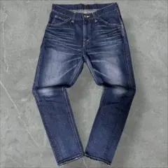 Item thumbnail for item ce0547a7-003d-4e45-8fe9-4c582793bcf7